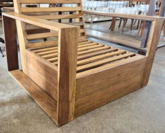 Poltrona Ripada Diferenciada em Demolição 1,00mx1,00m - Marcenaria Tiradentes - Móveis e Decoração Artesanais de alto padrão