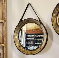 Espelho Redondo com Couro em Formato Gota na internet