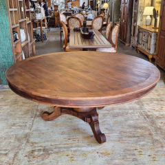 Mesa de Jantar Redonda em Vinhático com Pé Torneado 1,80m - comprar online