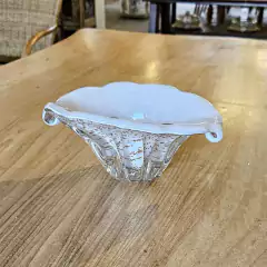 Vaso de Vidro Canoa Bege Tipo Murano Aberto Pequeno - comprar online