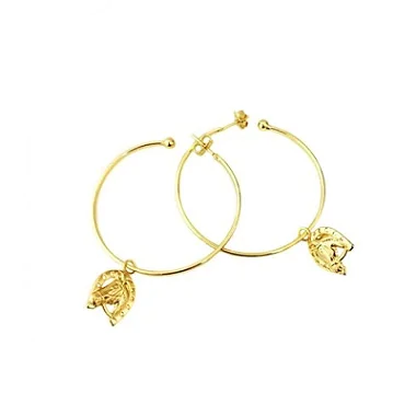 Brinco argola ferradura e cavalo folheado a ouro amarelo 18k