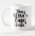 Dia leve café forte na internet