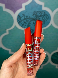 Labial Miss Ever Nude