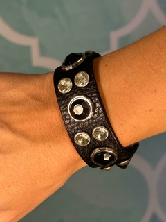 Pulsera de cuero negra con cristales