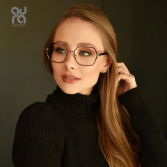Armação Hexagonal Feminina Preta e Dourada MJ5025 | Aura Eyewear - comprar online