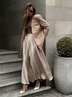 Saia Chloe - comprar online