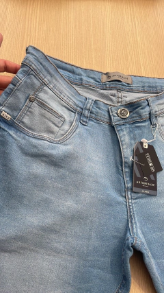 calças jeans Autoridade