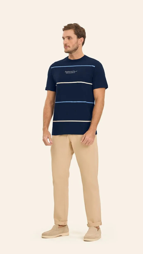 Camiseta Masculina em Meia Malha Azul