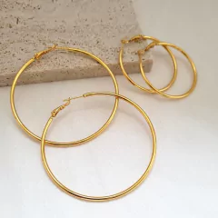 Pendientes de aro chapados en oro de 24K para mujer (CMP ART1002)