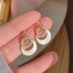 Exquisitos pendientes de gota redondos de luna geométrica chapados en oro Real (CMP ART10040) en internet