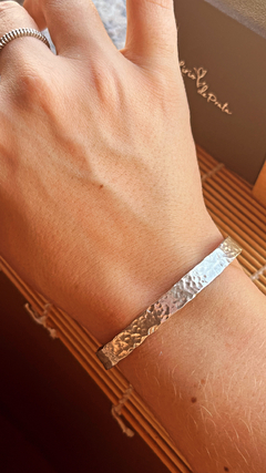 bracelete com textura - comprar online