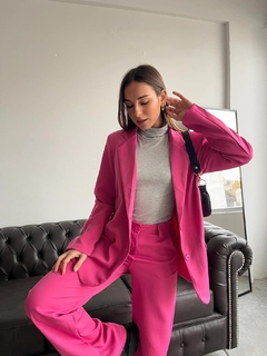 Blazer fucsia con hombreras - Greta Clothes