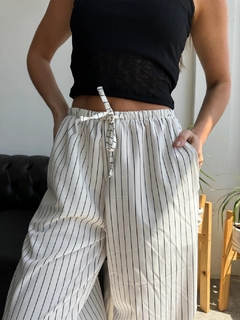 Wide leg parachute