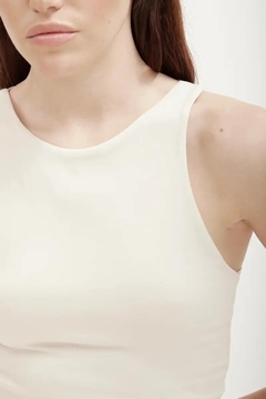 Top musculosa modal (largos) en internet