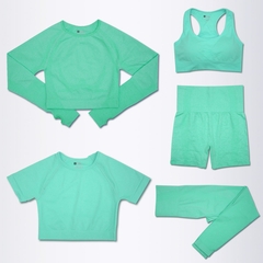Conjunto feminino para academia na internet