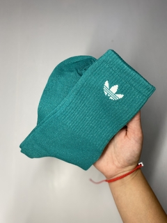Media caña Adidas lisa verde pino - comprar online