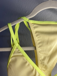Bikini Greta bicolor amarilla - comprar online