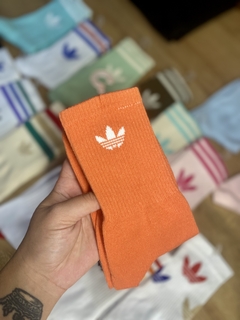 Media caña Adidas lisa coral