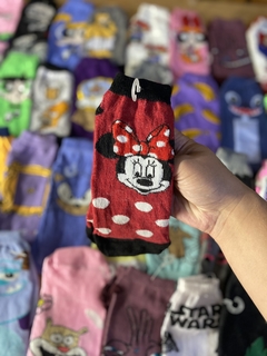 Socks Minnie animado adulto