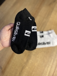 Soquete Quiksilver negra