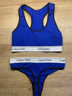 Conjunto CK azul en internet