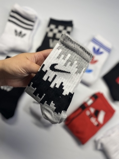 Media caña Nike grey - comprar online