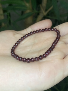 Pulseira Granada 4MM Polida na internet