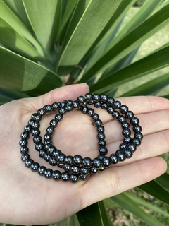 Pulseira Hematita Polida 6MM na internet