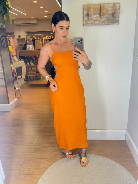 VESTIDO OPEN LINHO DETALHE CINTURA CARAMELO