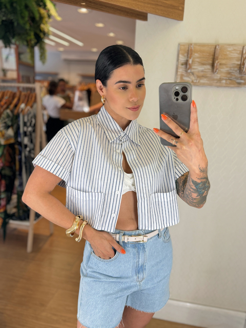 CAMISA CROPPED DARK LISTRADA AZUL