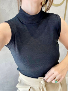 BLUSA REGATA ESTILO NADADOR YARA