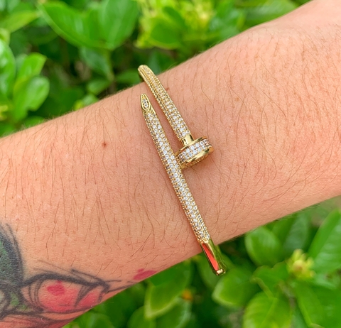 BRACELETE PREGO CRAVEJADO