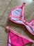 Bikini Lola combinada con rosa en internet