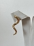 Brinco Curvas Dourado - comprar online