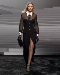 Vestido Maxi 'Dark Romance' en internet