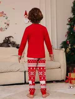 Imagen de Pijamas navideñas para bebés, madre e hijo.