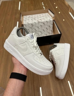 Tênis Nike Air Force - comprar online