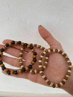 Pulseras de madera