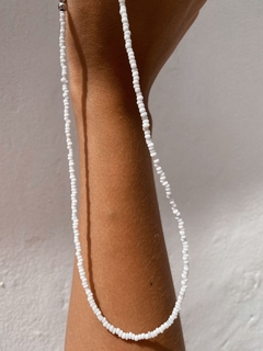 Choker mostacillones blancos