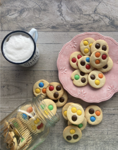 Cookies con lentejitas de colores - comprar online