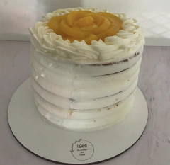 Torta de crema y durazno - comprar online