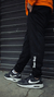 Jogger Classic Kids Negro en internet