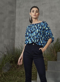 BLUSA ESTAMPADA TRITON