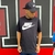 CAMISETA NIKE PRETA LOGO CAM MC NSW CLUB TEE na internet