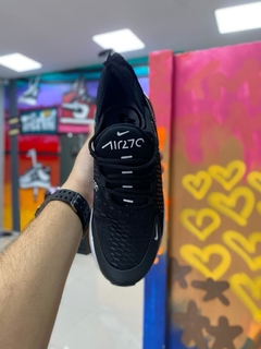NIKE AIR MAX 270 PRETO/BRANCO - comprar online
