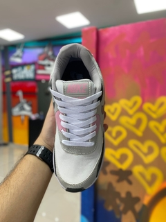 NIKE AIR MAX 90 BRANCO/CINZA/ROSA - comprar online