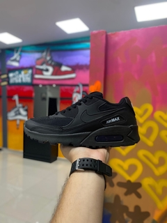 NIKE AIR MAX 90 TODO PRETO