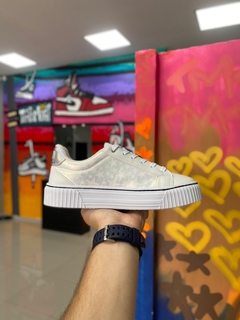 ALL STAR HOLOGRÁFICO BRANCO na internet