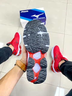 MIZUNO WAVE CREATION 22 VERMELHO - Tenis Bessa