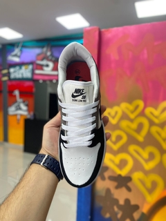 NIKE SB DUNK LOW GRAFITE/PRETO - comprar online